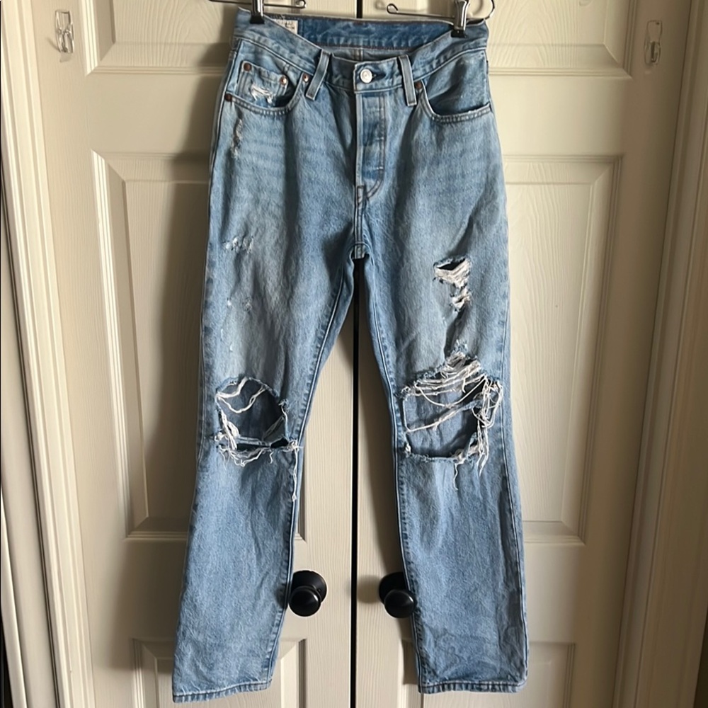 Levi’s women’s 501 90s straight leg distressed button fly Distressed Jeans 25x32
